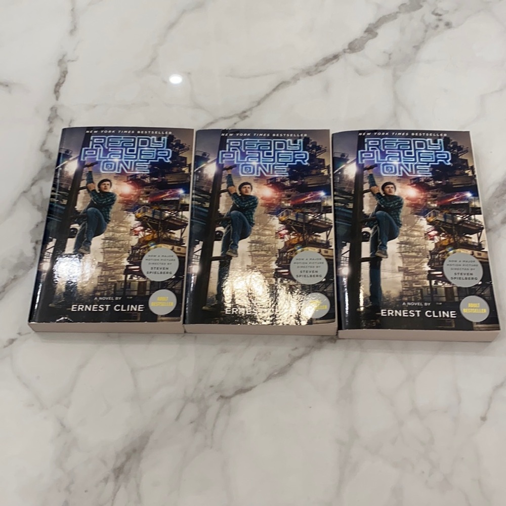 3 pack of ready player one - Ernest Cline